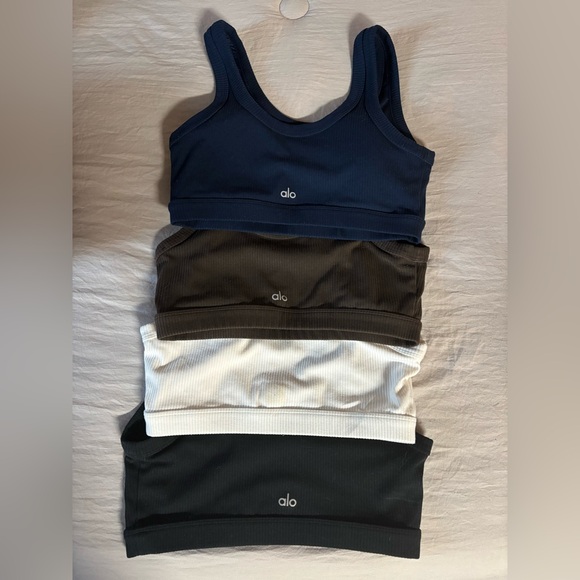 Alo yoga wellness bra bundle Navy, Brown, White, Black size L - Picture 2 of 2